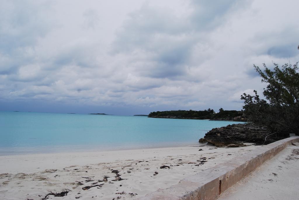 Augusta Bay Bahamas, Exuma Hotel George Town Bagian luar foto