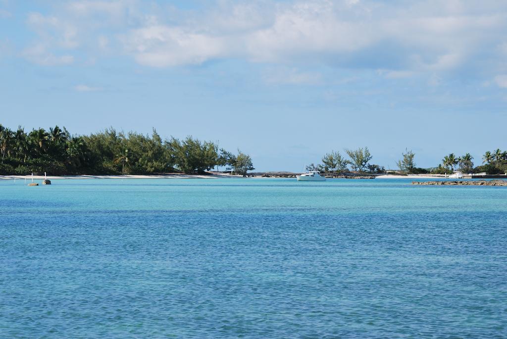 Augusta Bay Bahamas, Exuma Hotel George Town Bagian luar foto