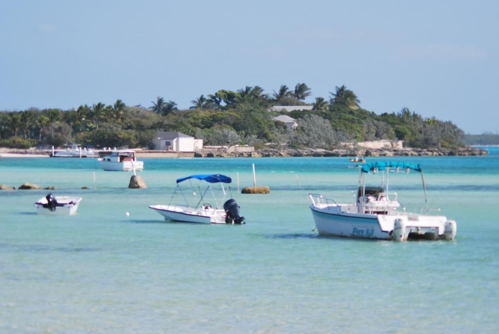 Augusta Bay Bahamas, Exuma Hotel George Town Bagian luar foto